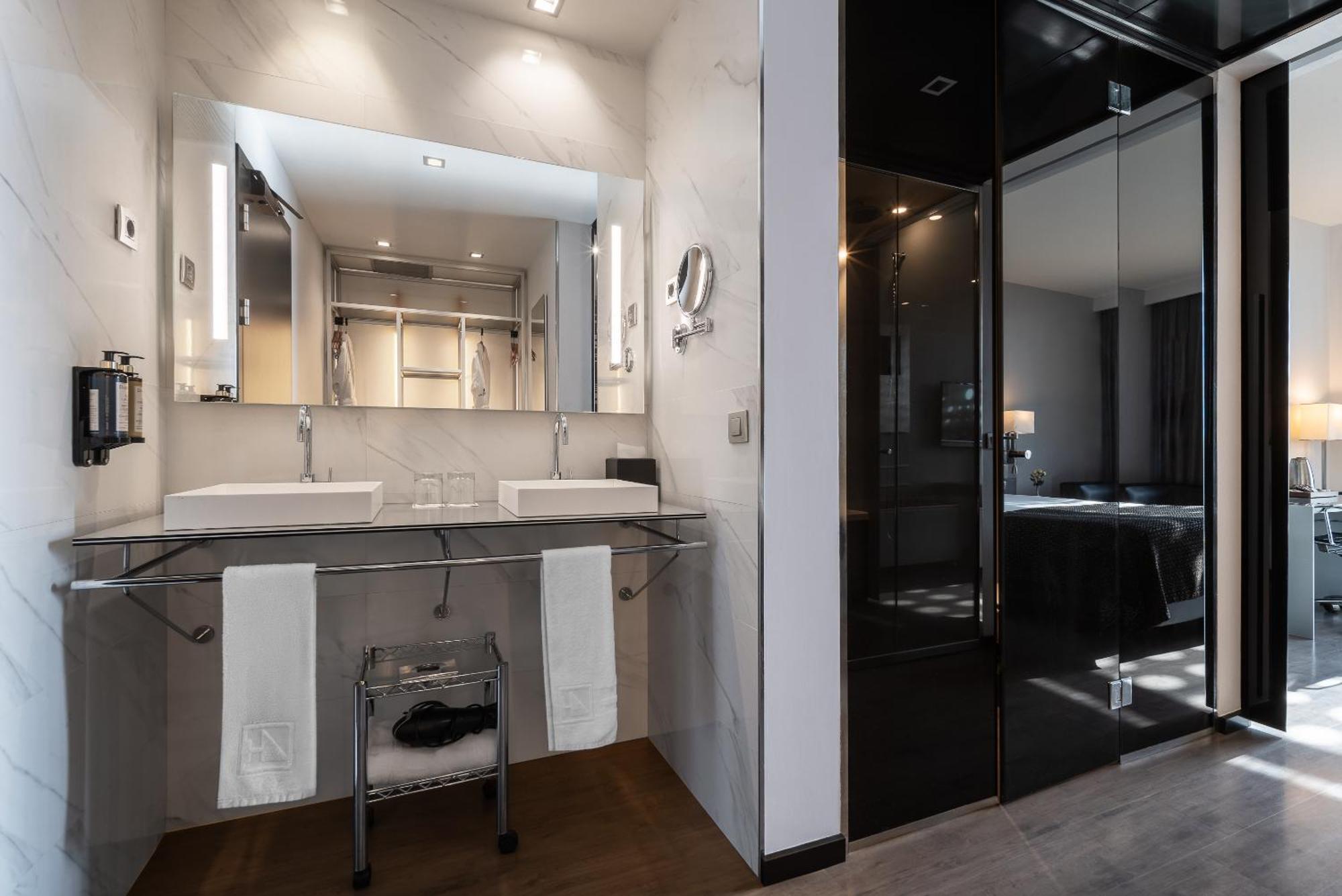 Eurostars Palace Кордоба Екстериор снимка Bathroom